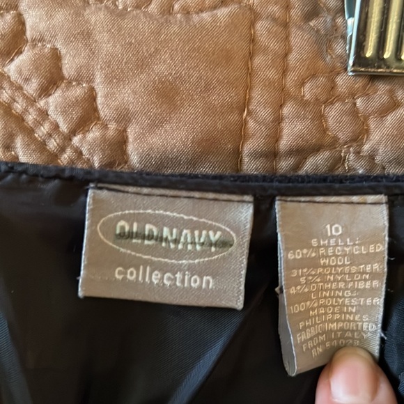 22. Old Navy Wool Blend Skirt in Navy Tweed, Size 10 - Picture 8 of 13